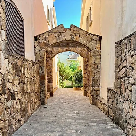 With Swimming Pool In Porto Rotondo, With Air Conditioning And Private Outdoor Area 4*